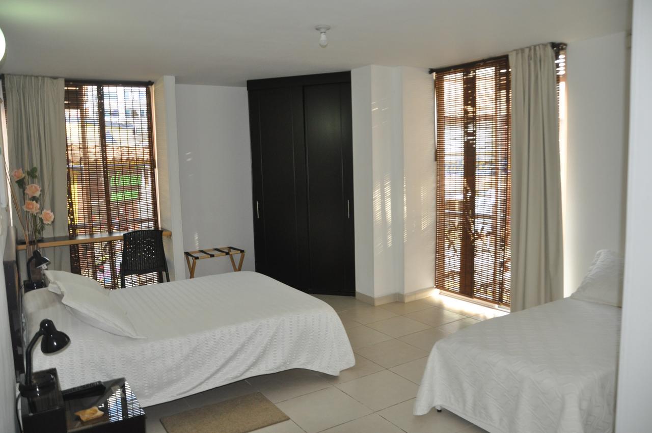 Hotel Meson De Las Flores Армения Екстериор снимка